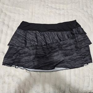 FILA Ruffled Black & Gray Tennis Skirt With Built In Shorts, Size XL